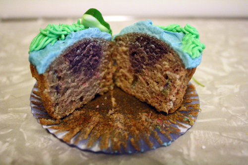 Funfetti frog cupcakes